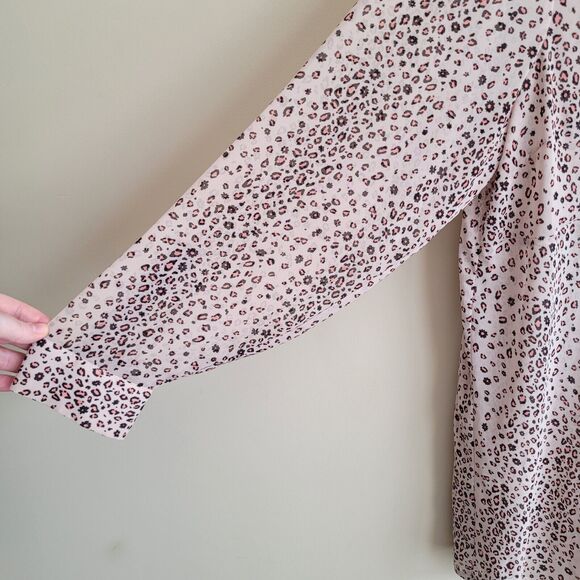 Torrid Womens Blouse Plus Size 1X Chiffon Twist Front Leopard Print Open Sheer - Picture 6 of 11